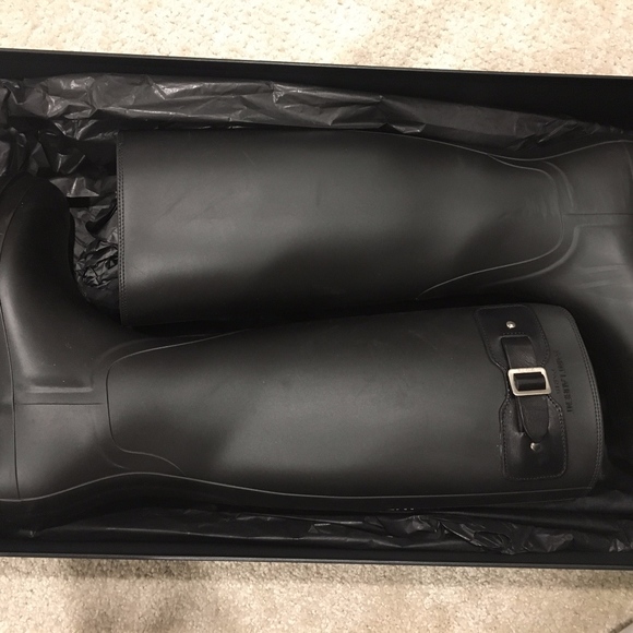 Saint Laurent rain boots - Picture 2 of 7
